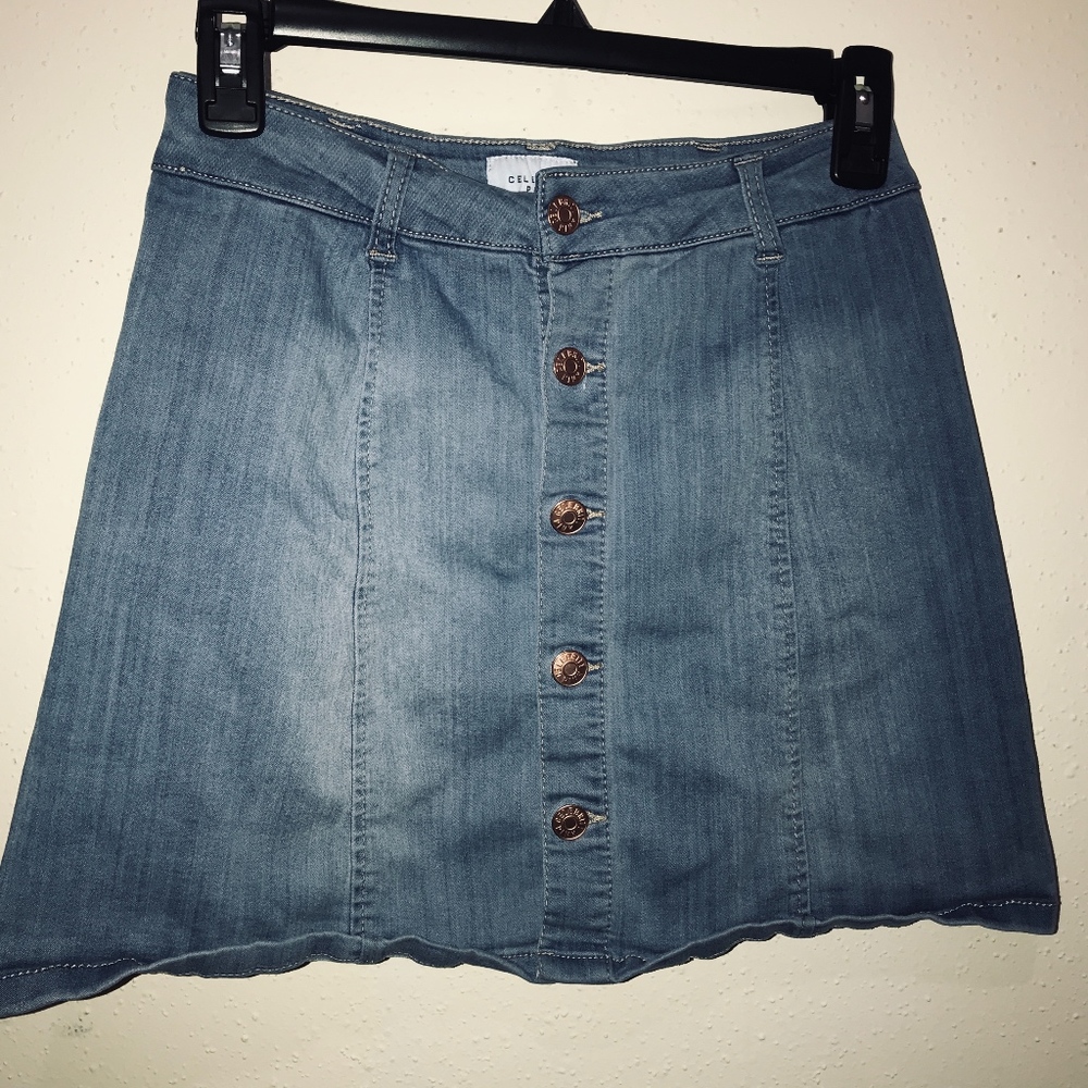 denim skirt